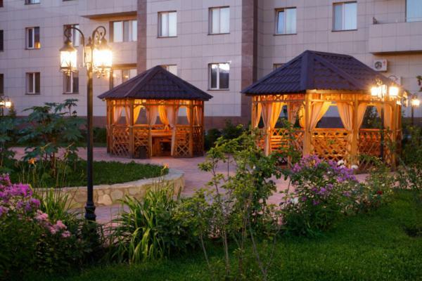 Hotel Home Parq Ekibastuz Exterior foto